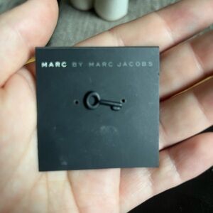 Marc by Marc Jacobs single Black key earring